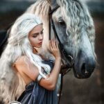 تابلو دختر و اسب