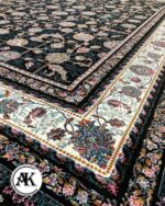 فرش طرح 700 شانه کرشمه سرمه‌ ای