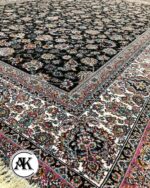 فرش طرح 700 شانه گلریز سرمه‌ ای