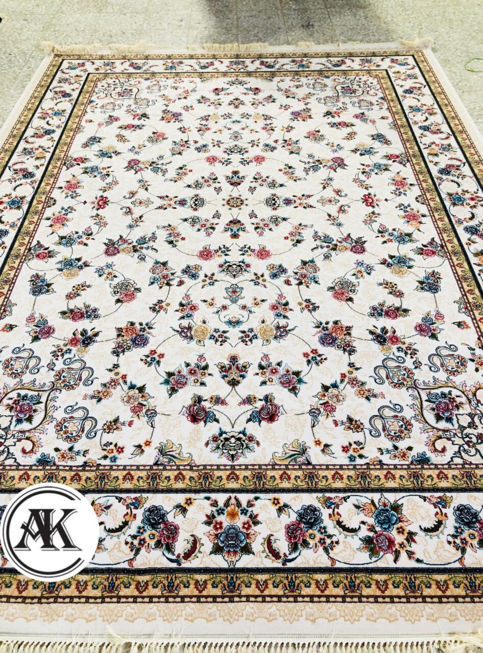 فرش 700 شانه گیلدا کرم