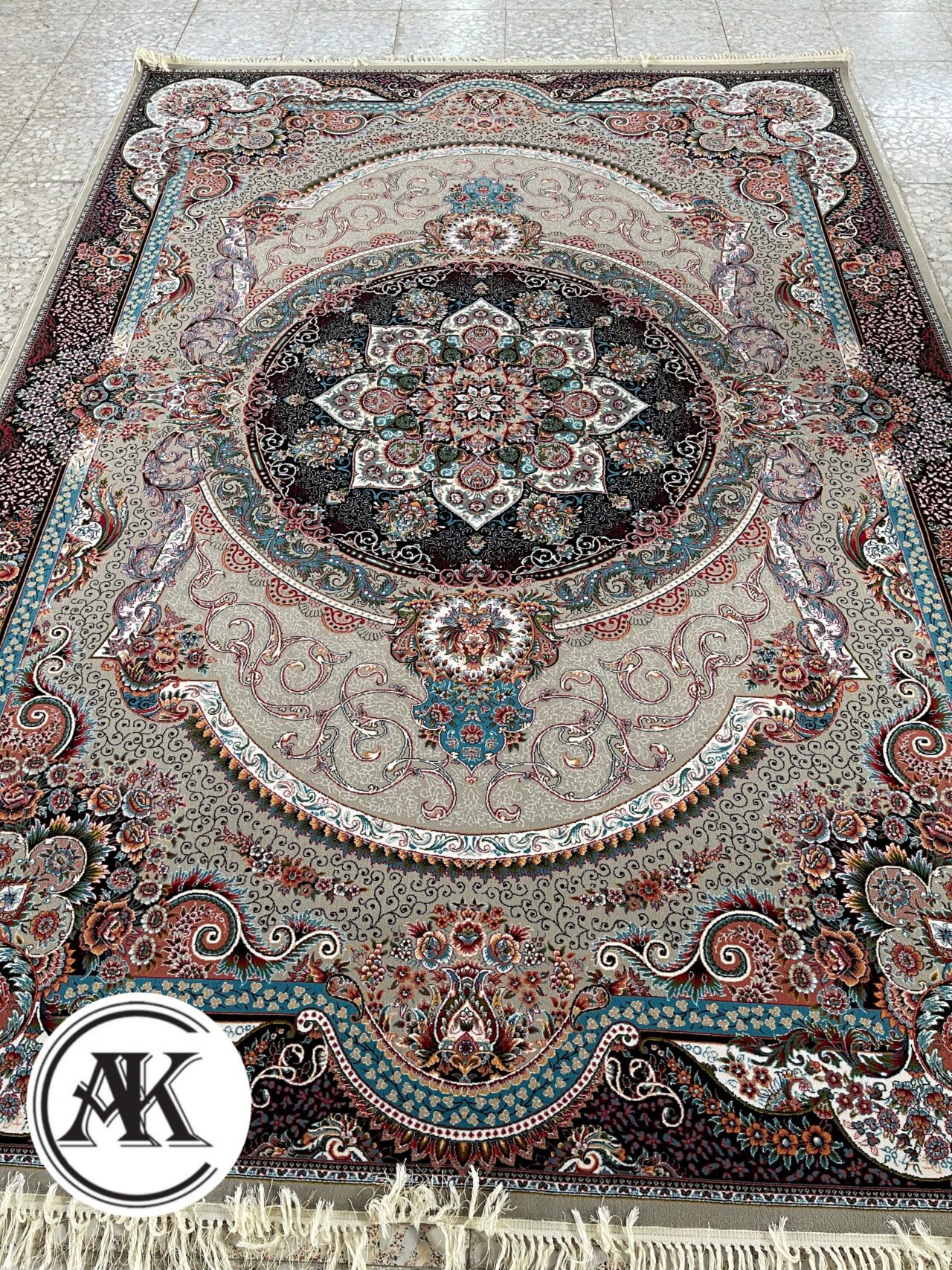 فرش 700 شانه مانا فیلی