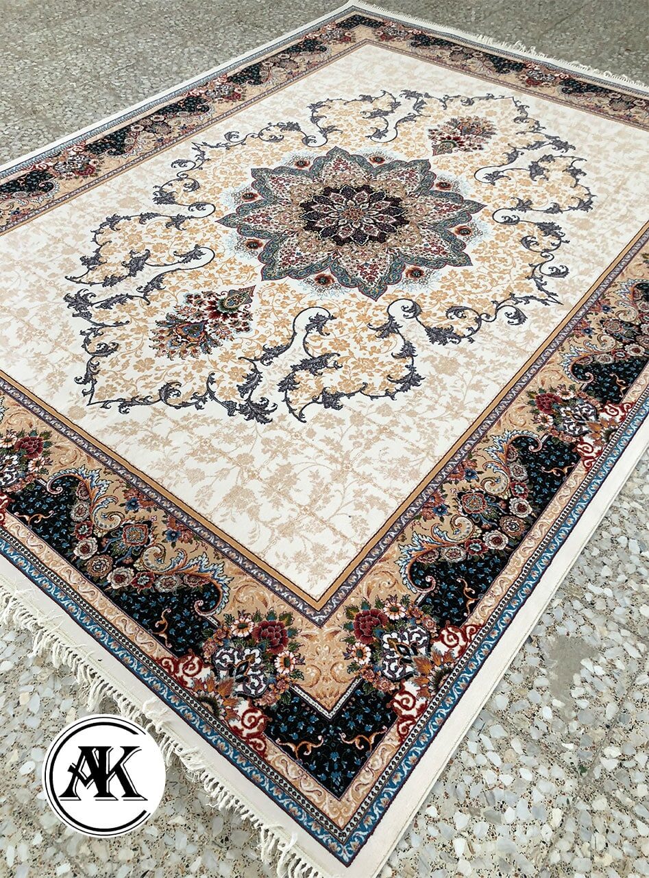 فرش 700 شانه هیوا کرم