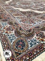 فرش 700 شانه حوض نقره کرم با نخ اکریلیک 6