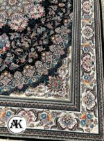 فرش 700 شانه میخک سرمه_ای با نخ اکریلیک 4