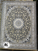 فرش-1200-شانه-اصفهان-نقره_ای-گل_برجسته-1