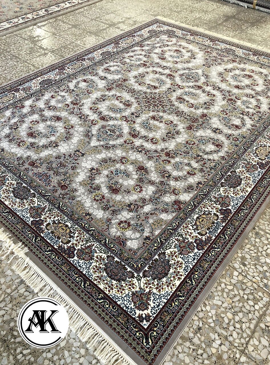فرش-700-شانه-افشان-رز-فیلی-با-نخ-اکریلیک