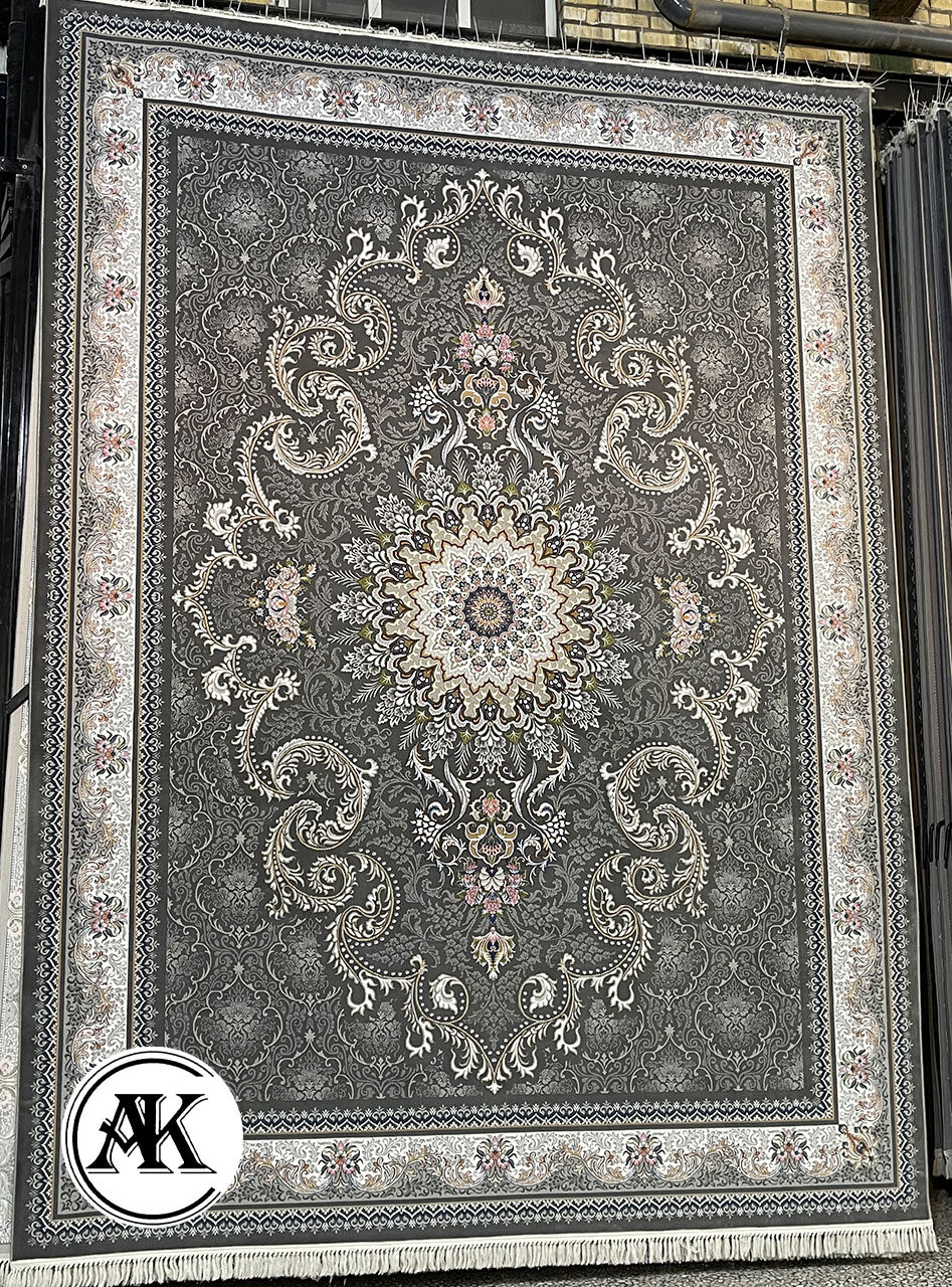 فرش-700-شانه-ترمه-زغالی-گل_برجسته