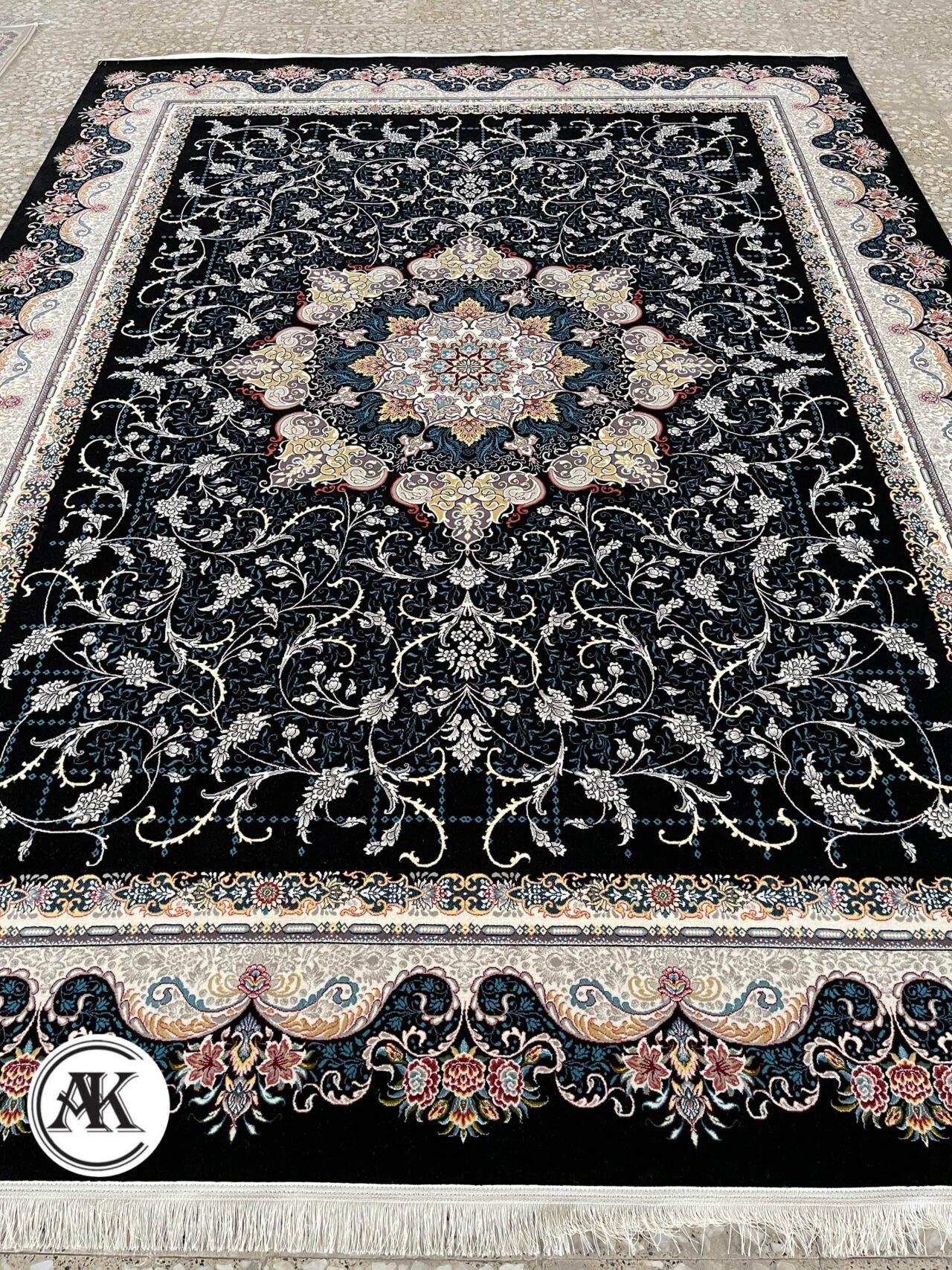 فرش 700 شانه صنوبر سرمه_ای با نخ اکریلیک (3)