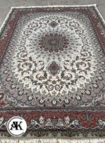 فرش 700 شانه طاووس کرم با نخ اکریلیک (4)