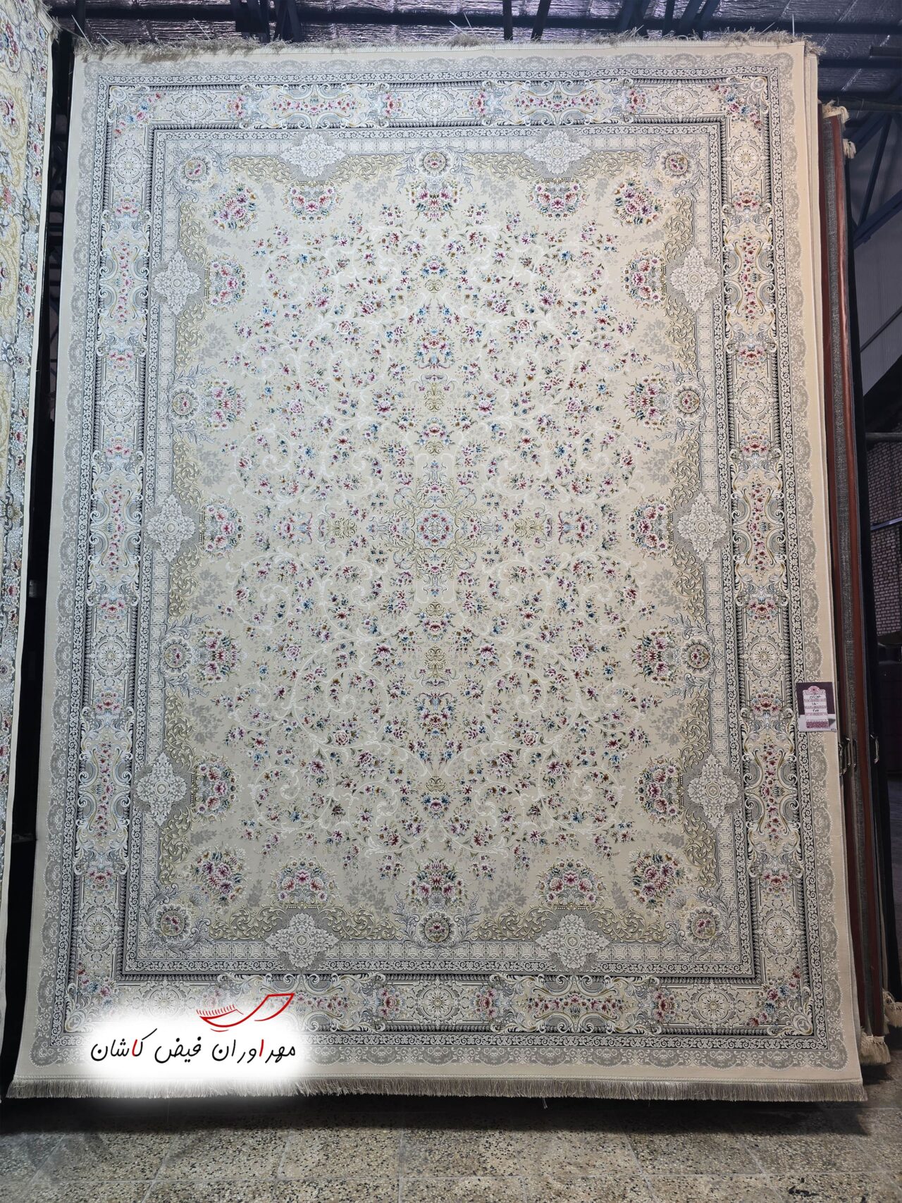 فرش 1500 شانه دلوین کرم (3)