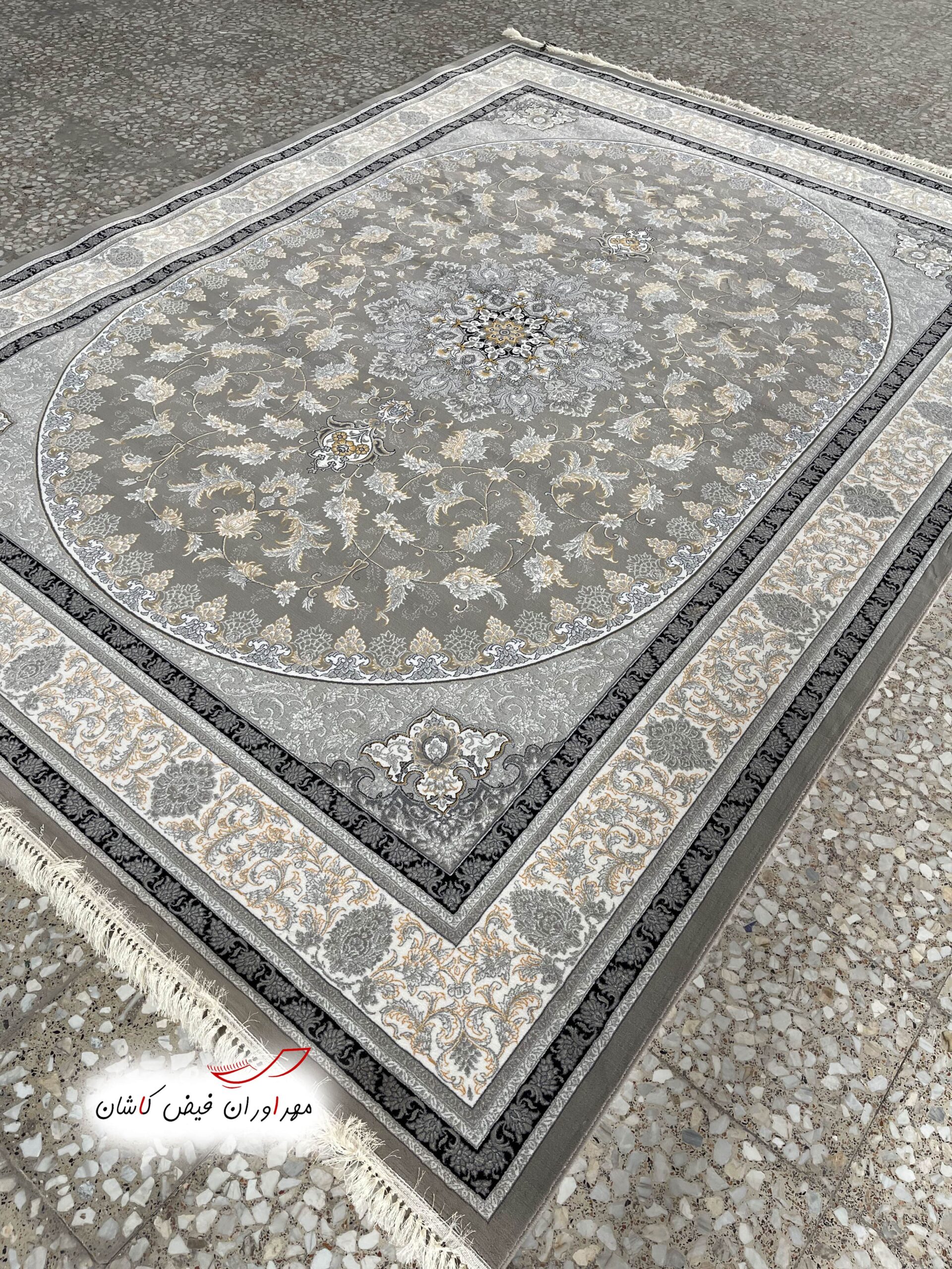 فرش 700 شانه اصفهان فیلی ورژن (1) فرش 700 شانه اصفهان فیلی ورژن (1)