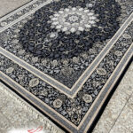 فرش 700 شانه نائین سرمه‌ای پالت دلفینی ورژن (1)