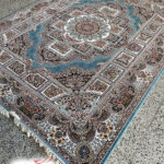 فرش 700 شانه حوض نقره آبی با نخ اکریلیک (1)