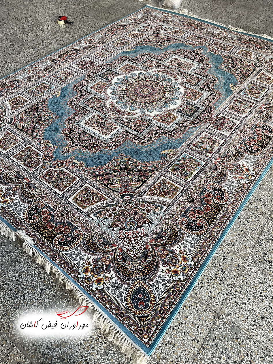 فرش 700 شانه حوض نقره آبی با نخ اکریلیک (1)