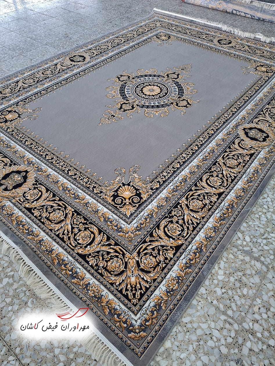 فرش 700 شانه ورساچ فیلی با نخ اکریلیک (1)